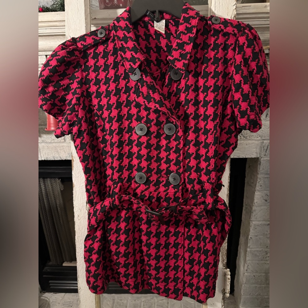 Super Low Fat Chic Pink and Black Top W/Belt